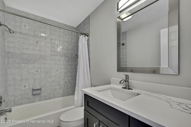 Building Photo - 3276 Rose Arbor Dr