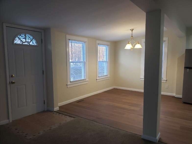 Building Photo - 23 Budd Ave