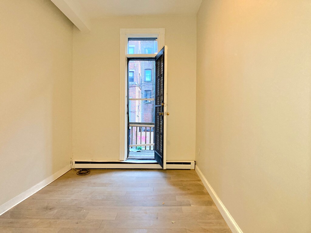 Building Photo - 74 Saint Stephen St
