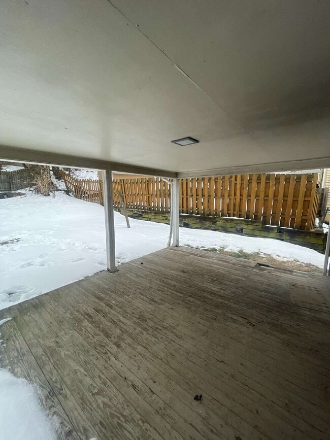 Building Photo - 149 Parkwood Rd