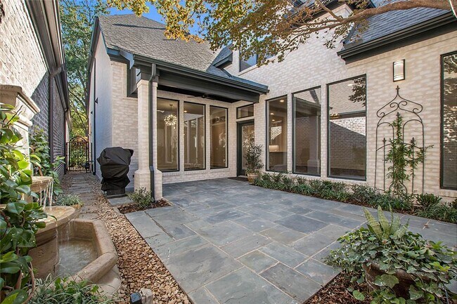 Building Photo - 37 Kennington Ct