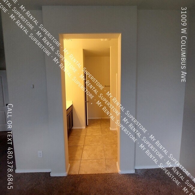 Building Photo - 31009 W Columbus Ave