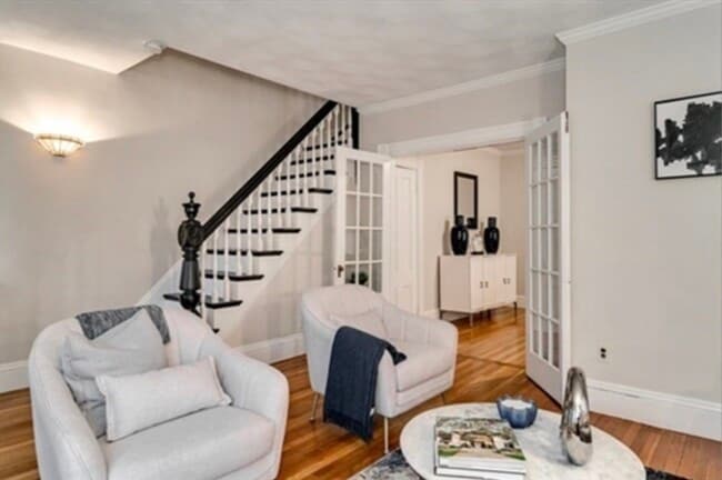 Building Photo - 16 Bedford St