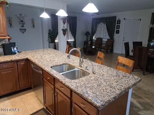 Building Photo - 1308 E Monroe St