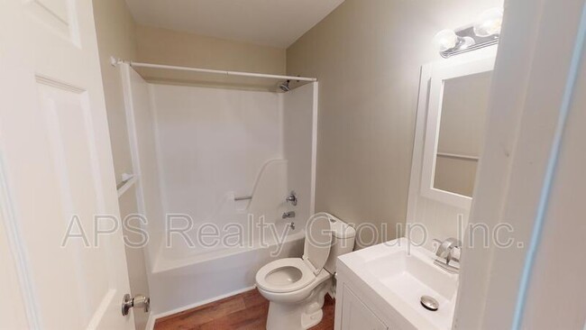 Building Photo - 4010 S Bend Dr