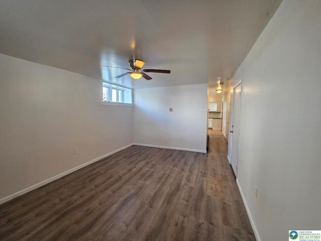 Building Photo - 312 S 17th St