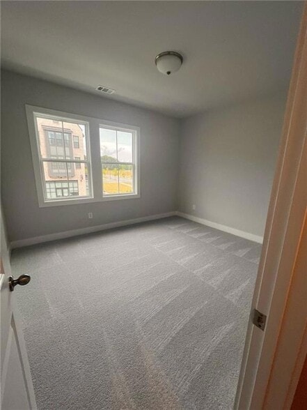 Building Photo - 1220 Waterfall Ct