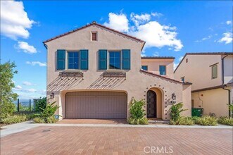 Building Photo - 135 Oceano
