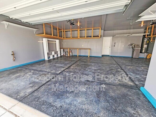 Building Photo - 3821 E Weld Ave