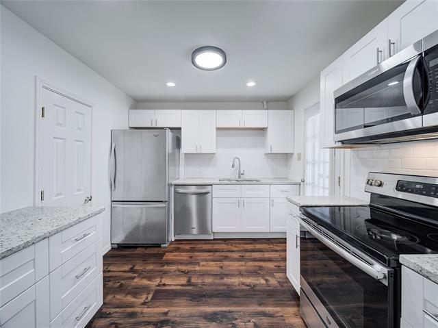 Building Photo - 5036 Lahoma St