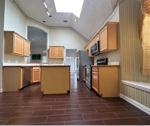 Building Photo - 3904 Ridge Gate Dr
