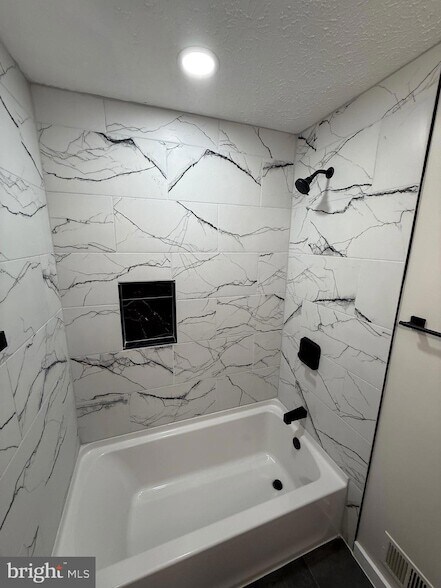 Building Photo - 5512 E Boniwood Turn