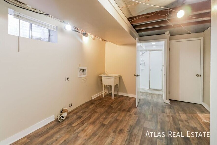 Building Photo - 17327 E Asbury Cir