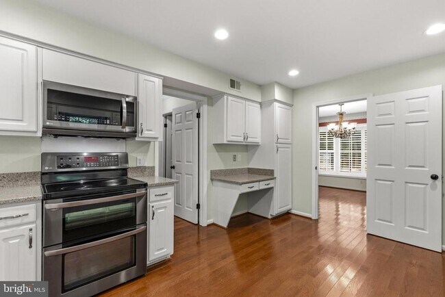 Building Photo - 11800 Grey Birch Pl