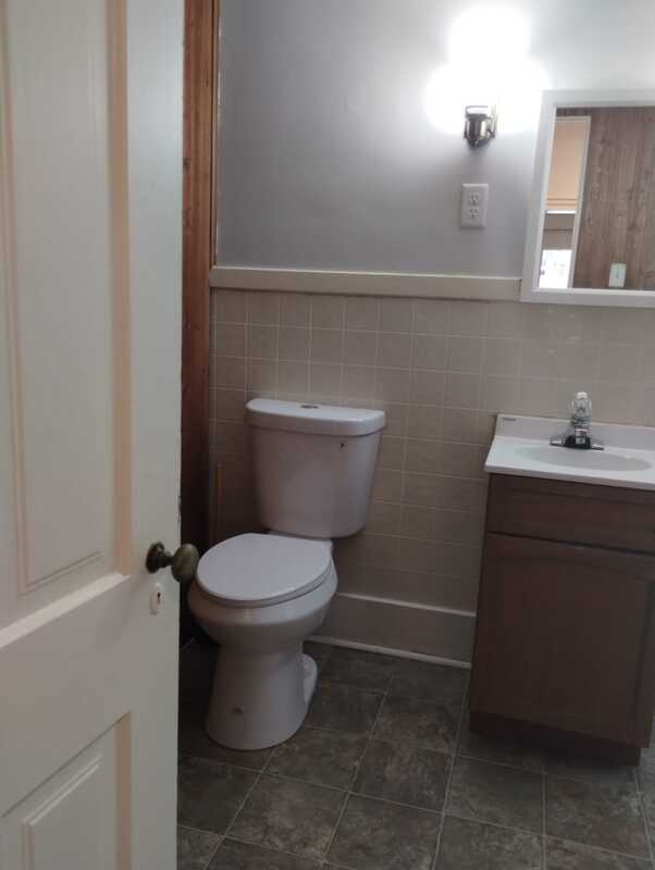 Building Photo - 400 N 4th St