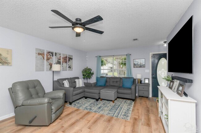 Building Photo - 1512 Galvin Ave