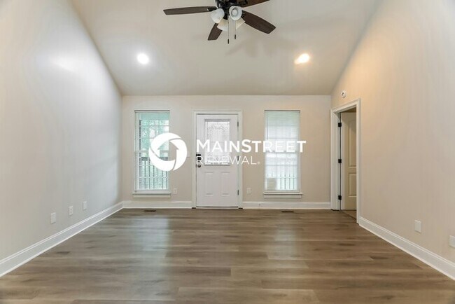 Building Photo - 3 Bedroom Pet-Friendly Home in HAYDEN, AL with Main Street Renewal