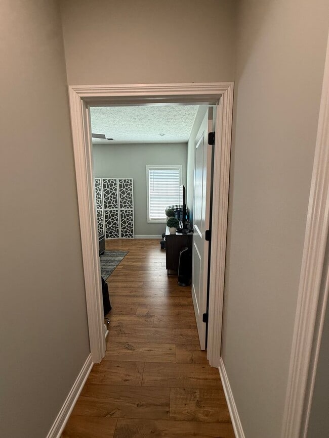 Building Photo - 128 Aiden Ln