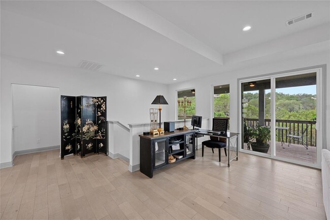 Building Photo - 20801 Jones Cove