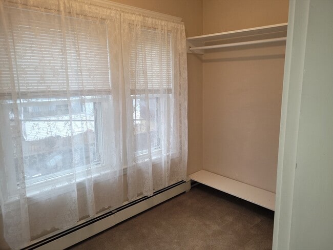 Building Photo - 11 Montfern Ave