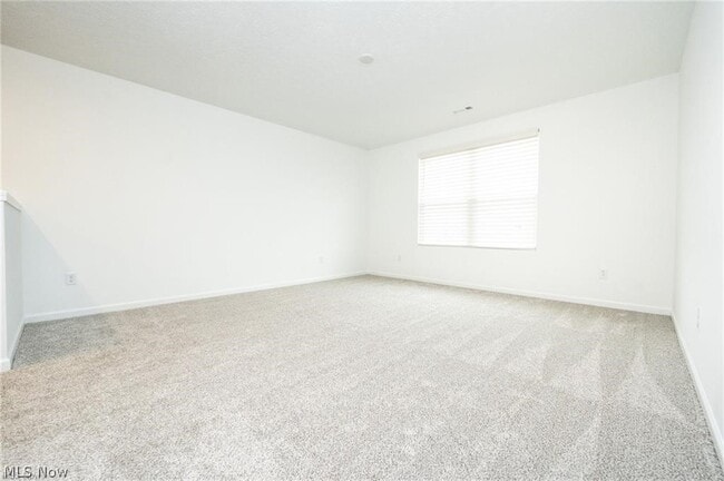 Building Photo - 98 Brewster Dr