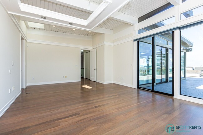 Building Photo - Sherwood Forest: Single Family Home w/ 2 C...
