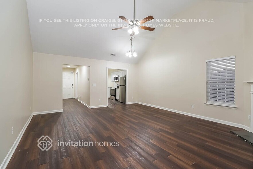 Building Photo - 11203 Pointer Ridge Dr