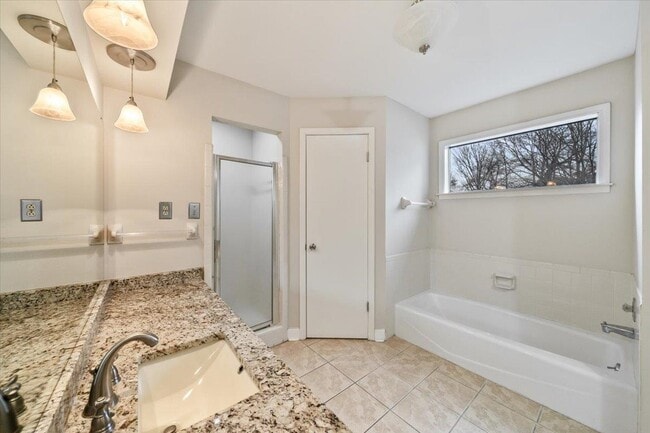 Building Photo - 9281 Fletcher Trace Pkwy