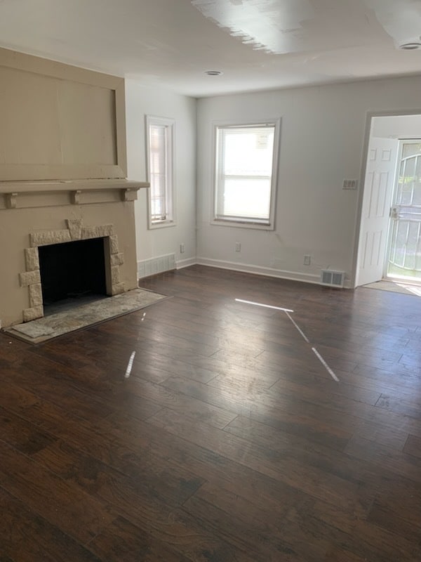 Building Photo - 13965 Mapleridge St