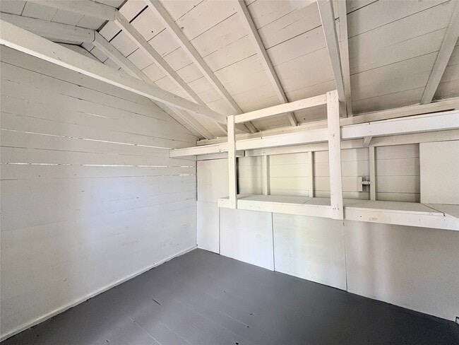 Building Photo - 3206 Avenue K