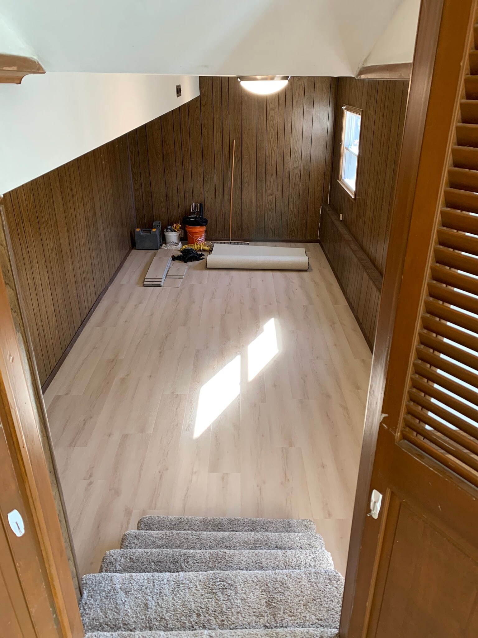 Building Photo - 9618 Outlook Dr