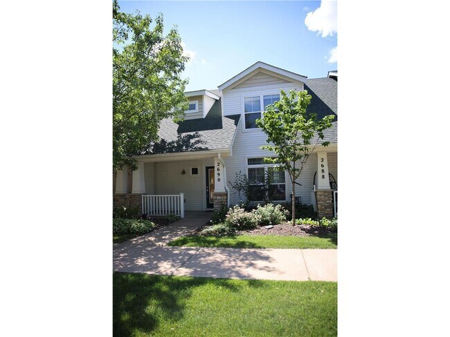 Building Photo - 2690 Pinkspire Ln E