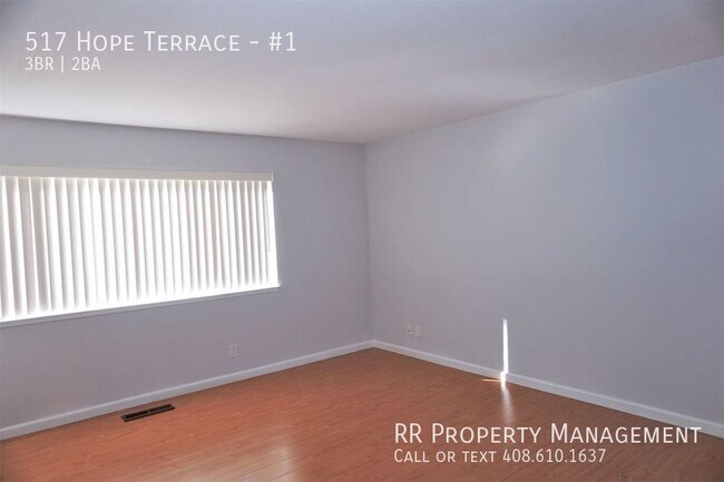 Building Photo - 517 Hope Terrace