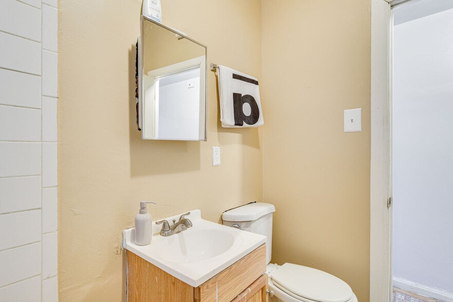 Building Photo - 3443 W Flournoy St