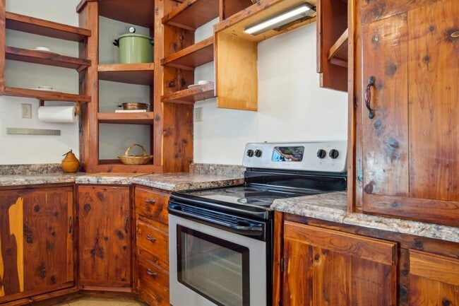 Building Photo - 2200 TX-21