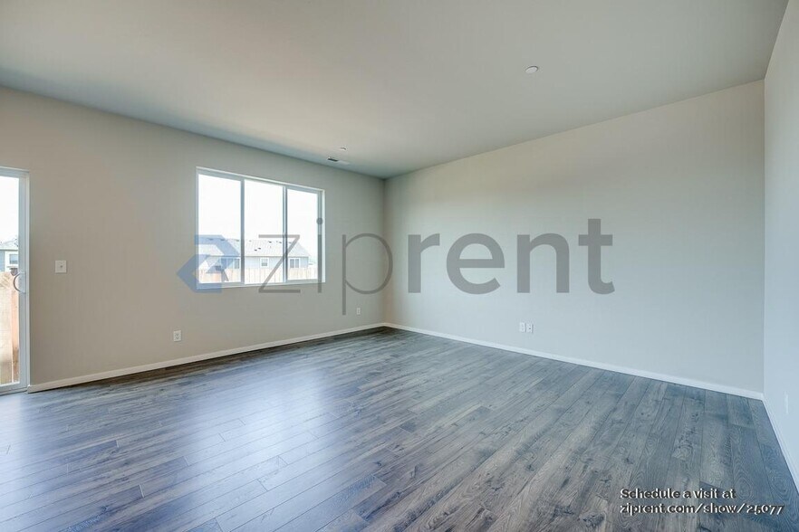 Building Photo - 10747 186th St Ct E