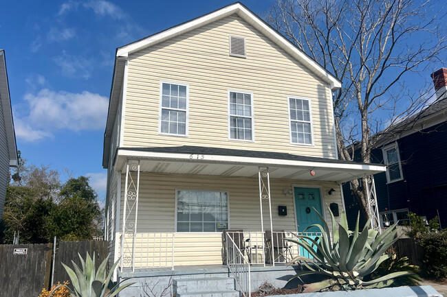 Building Photo - 615 Red Cross St