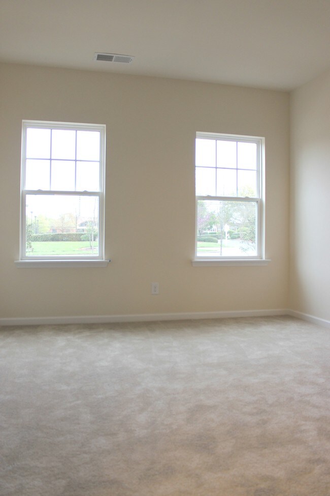 Building Photo - 6435 Prosperity Church Rd