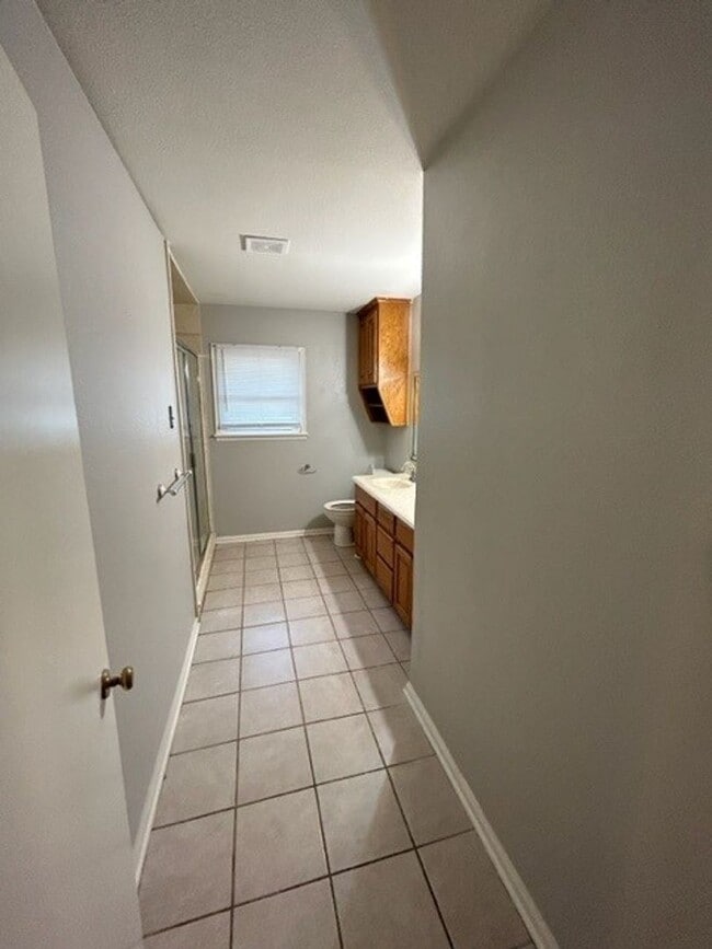 Building Photo - Beautiful home located in Robinson Texas