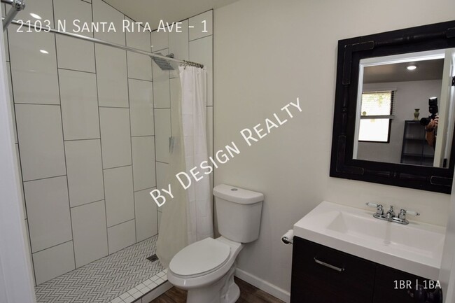Building Photo - 2103 N Santa Rita Ave