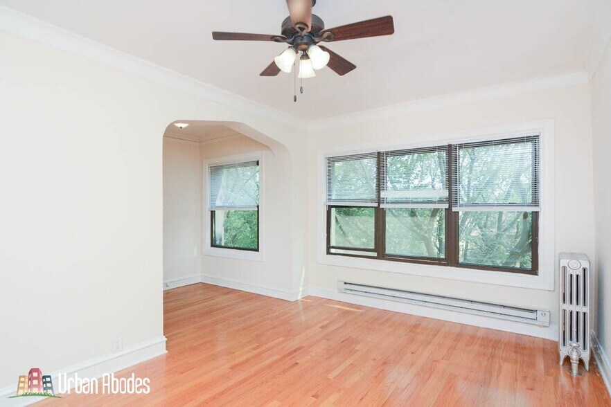 Building Photo - 4614 Paulina N St