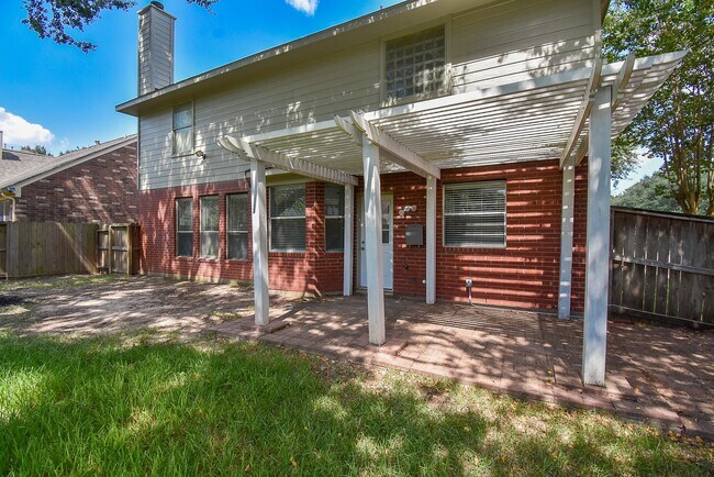Building Photo - 6318 Faulkner Ridge Dr