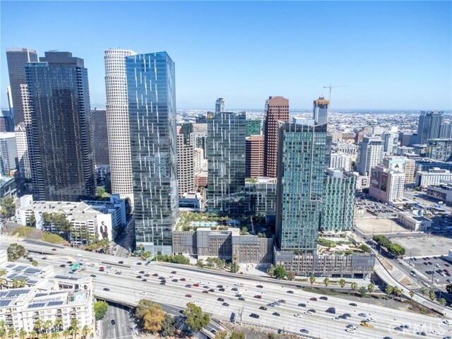 Building Photo - 877 Francisco St