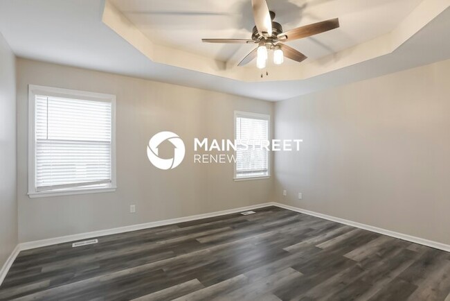 Building Photo - 3 Bedroom Pet-Friendly Home in KEARNEY, MO with Main Street Renewal