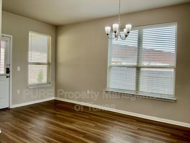 Building Photo - 120 Cloyce Ct