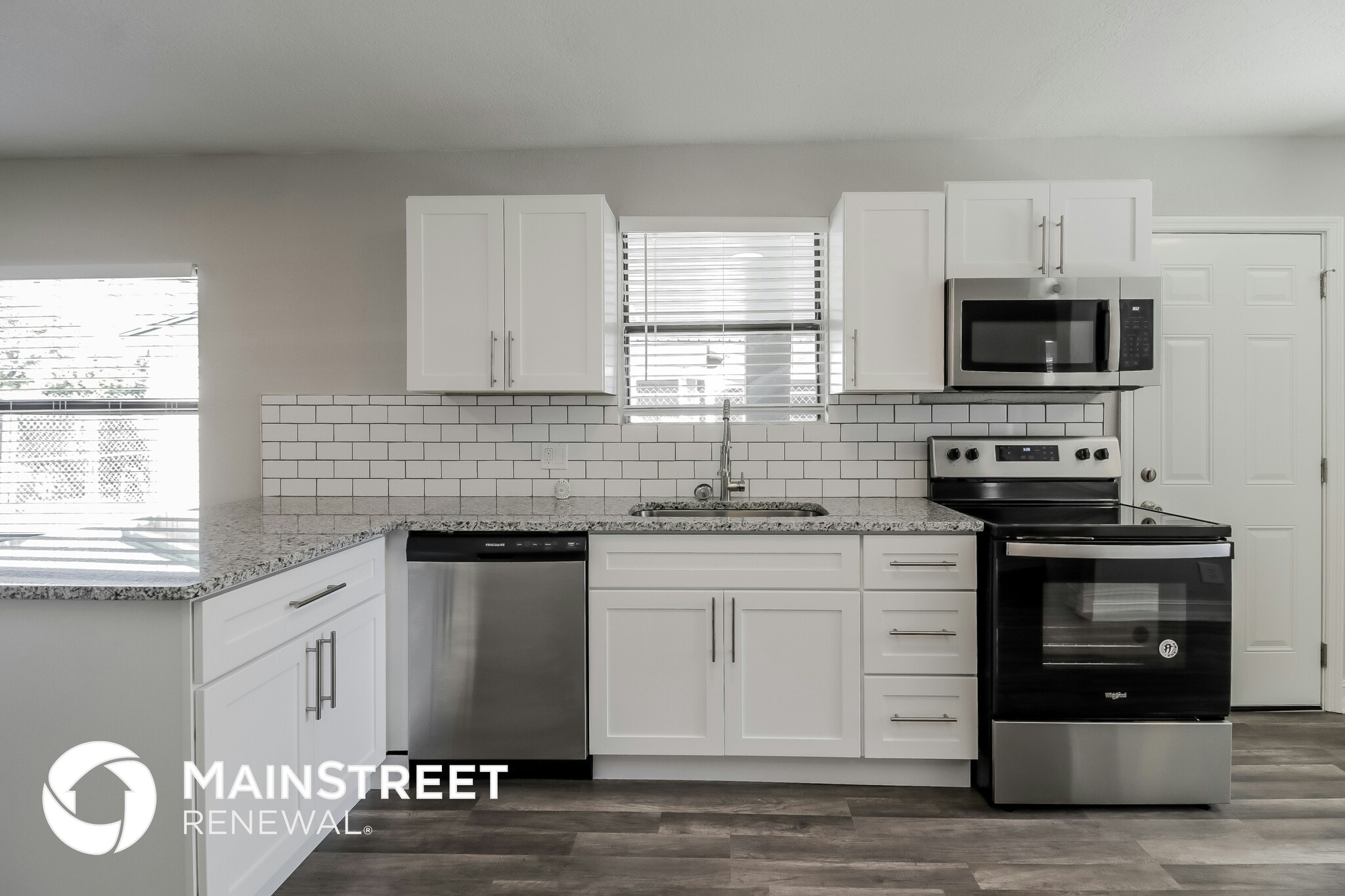 Building Photo - 4118 Minoso St