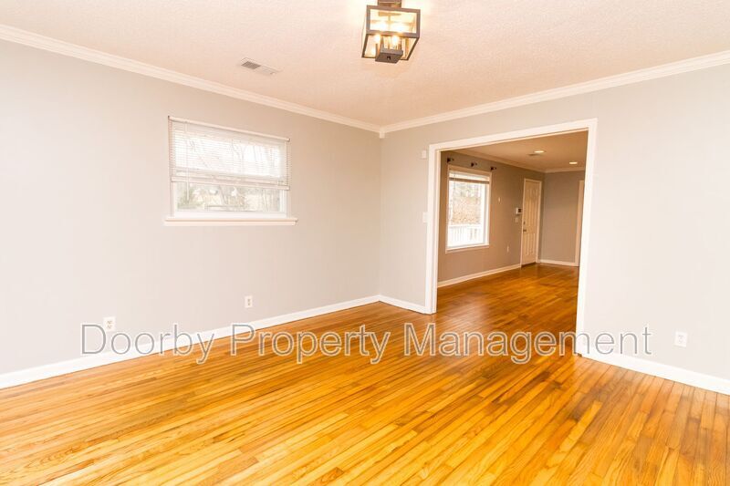 Building Photo - 11412 London Ln