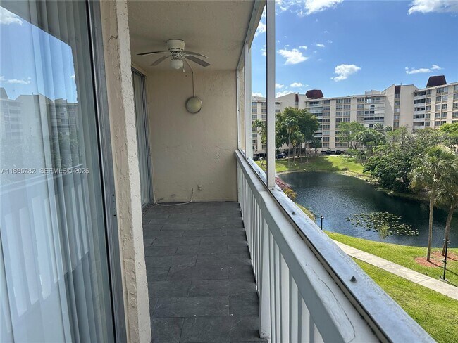 Building Photo - 7051 Environ Blvd