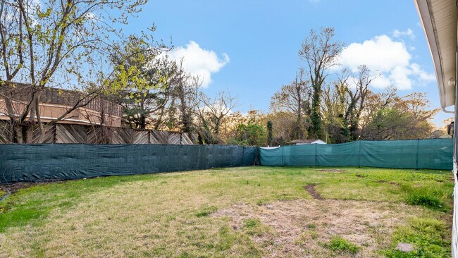 Building Photo - 135 69th St