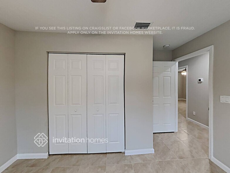 Building Photo - 1026 SW Colorado Ave